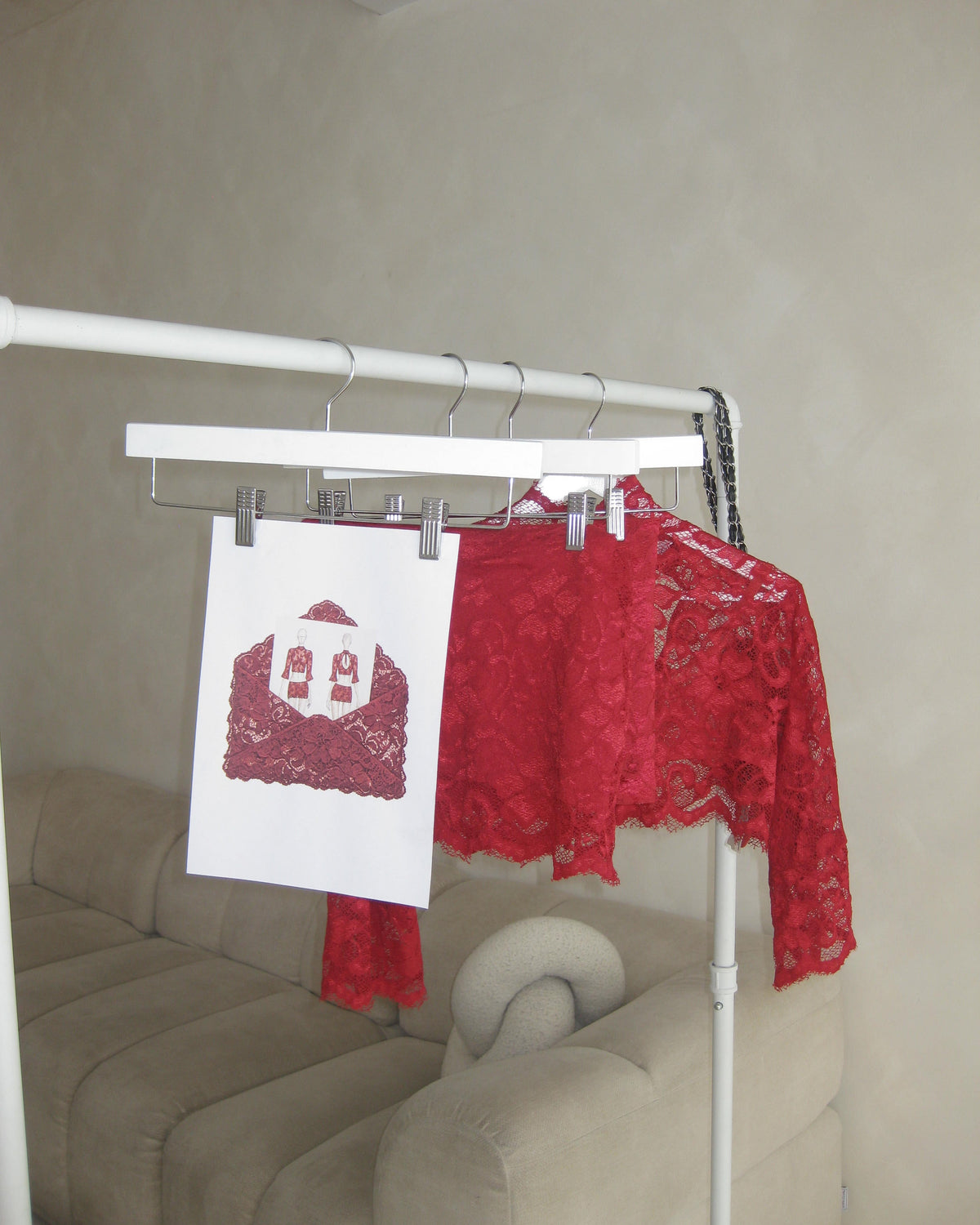 Bombshell lace shorts - mwah